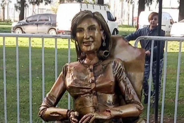 Mirtha sobre su estatua: "¡Es fea y yo no soy esa!"