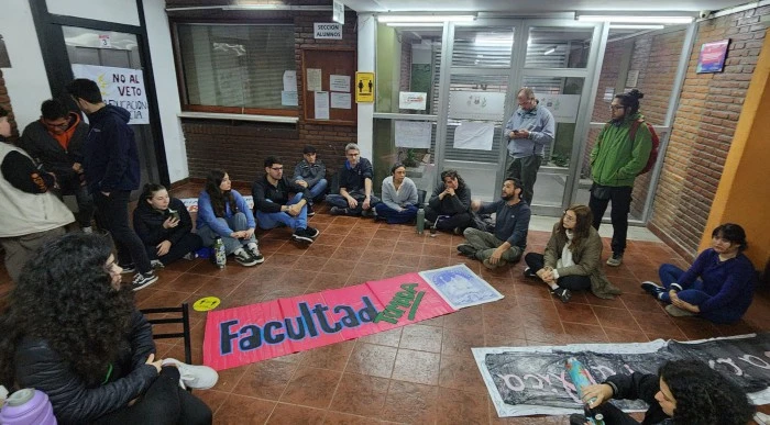 Paro total en universidades: qué dicen los estudiantes tucumanos tras la ratificación del veto