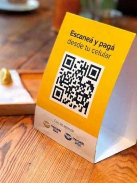 Escasea el efectivo y sobran cajeros en los supermercados a causa del pago electrónico