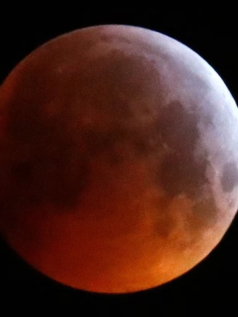La luna se tiñó de rojo: así se vivió el eclipse total en Argentina