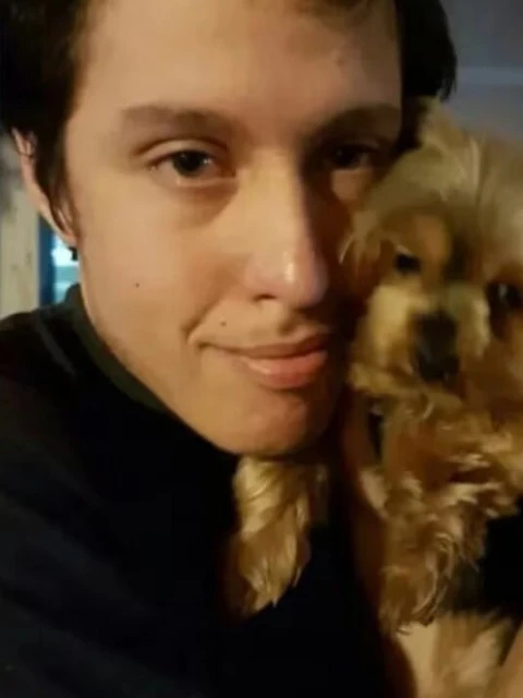 Un joven con autismo fue acusado de maltrato animal y casi le queman la casa: la denuncia era mentira
