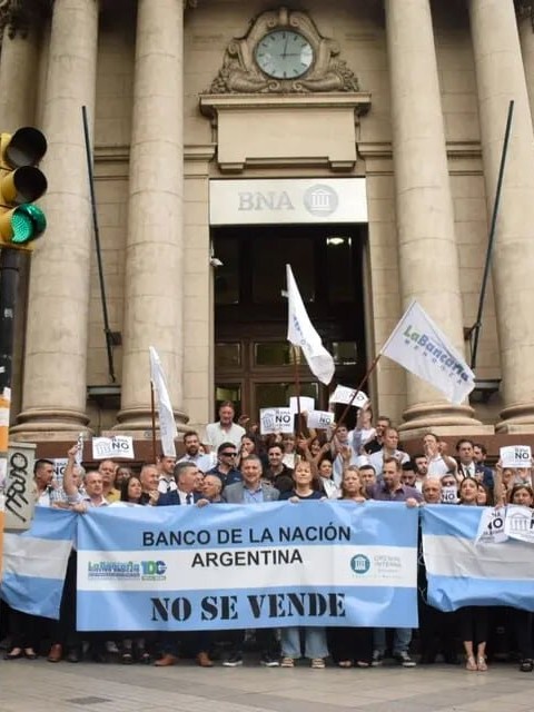 La Bancaria reunió un millón de firmas en contra de la privatización del Banco Nación